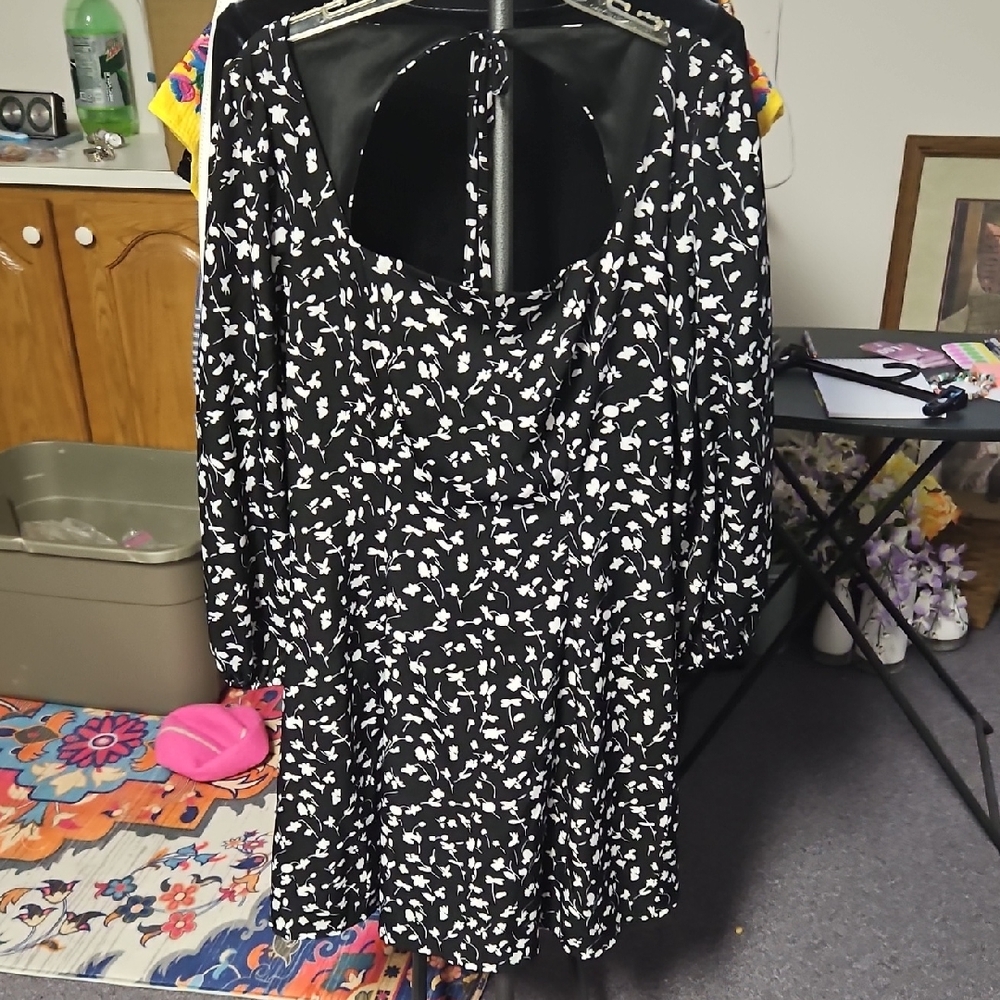 Missguided Black and White Long Sleeve Sundress